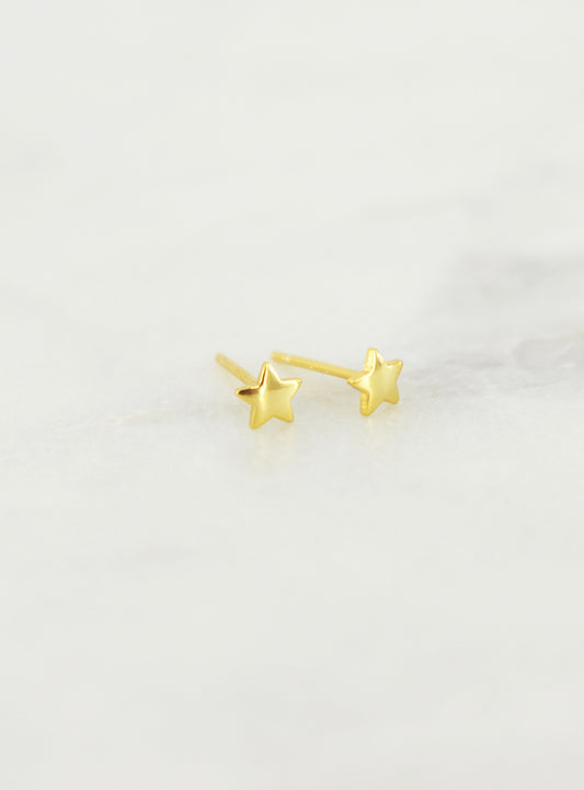 STAR STUDS